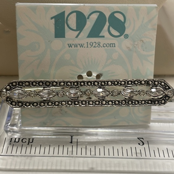 1928 silver tone black enamel clear cut crystal rhinestone bar brooch pin - Picture 2 of 5
